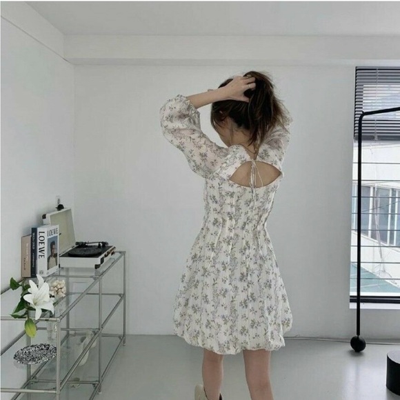 Brock Collection x H&M Collab Mini Bubble Hem Dress in White Floral Size XS NWT - Picture 4 of 10